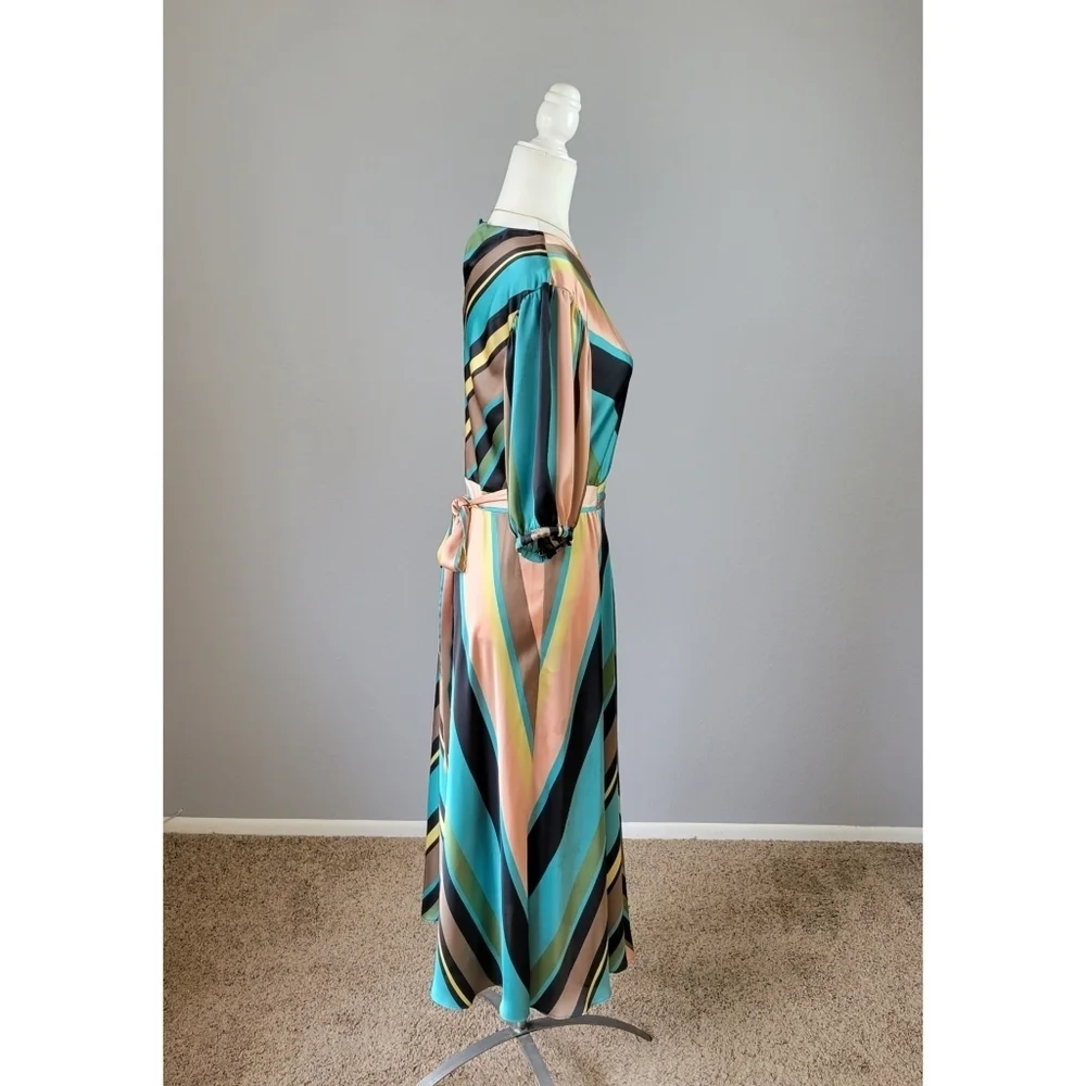 ZARA // fashion blogger fave chevron print satin effect midi dress - Picture 12 of 16